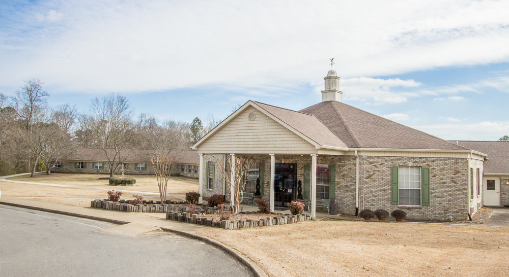 Albertville Health & Rehab Exterior